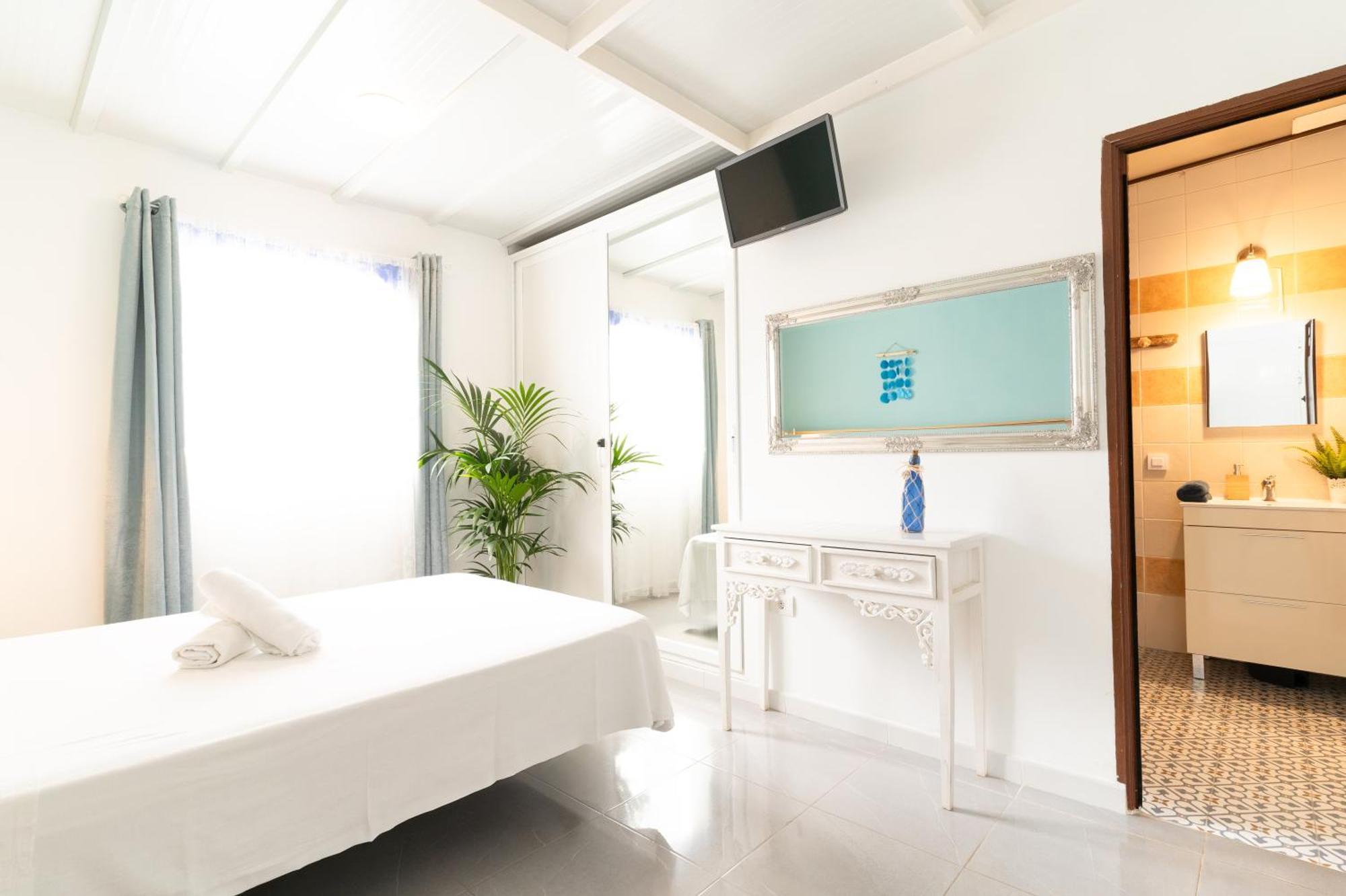 Guest House Villa Neon Tenerife Arona  Extérieur photo